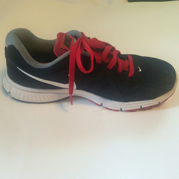 Nike Other - Men Nike Revolution